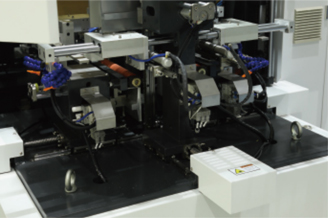 Alimentador de papel com controle servo